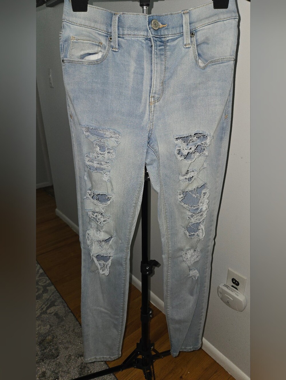 Mudd Light Blue Distressed Skinny Jeans
